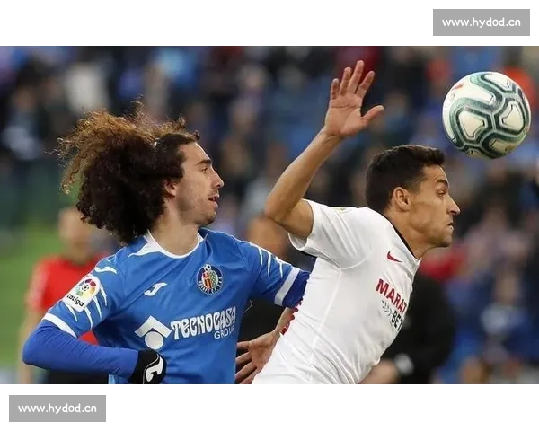 足球比赛全网直播盛宴开启激情对决新时代热血狂欢之夜震撼来袭燃 - 副本 (9) - 副本