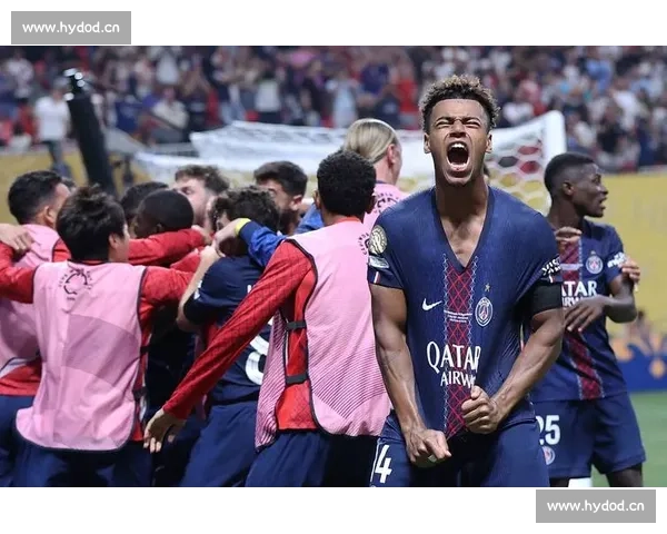 足球比赛全场攻防博弈与战术较量精彩回顾解析深度剖析与关键瞬间盘点 - 副本 - 副本 (2) - 副本 - 副本 - 副本