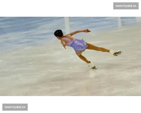 冰上舞姿绽放:探秘花样滑冰的艺术与竞技魅力