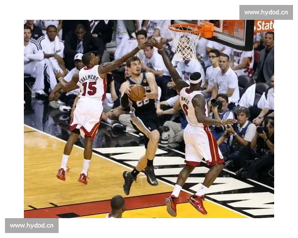 巅峰对决全场回放精彩瞬间集锦高清重现 - 副本 - 副本 (2)