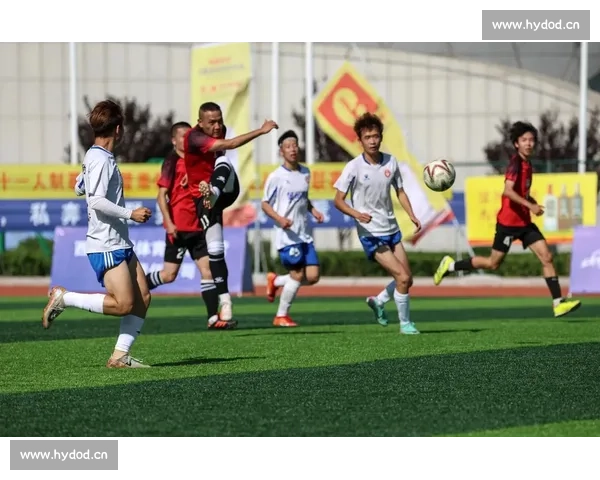 足球赛事极速直播全程追踪精彩瞬间不容错过 - 副本