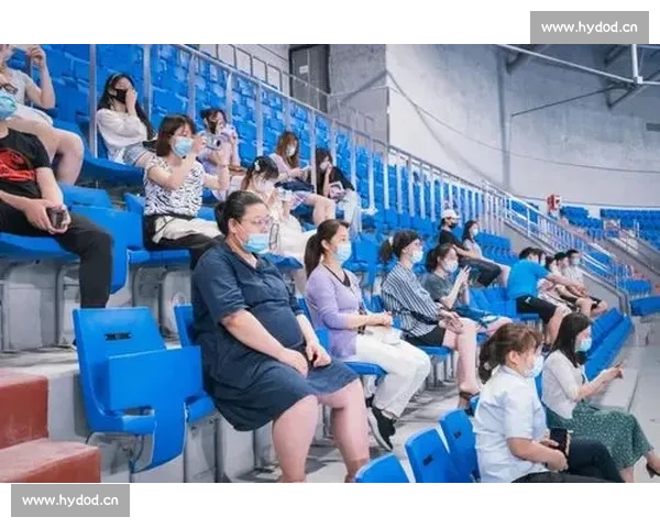 蹦床比赛：挑战极限的空中舞蹈，释放身体的无限可能 - 副本 - 副本 (2) - 副本 - 副本
